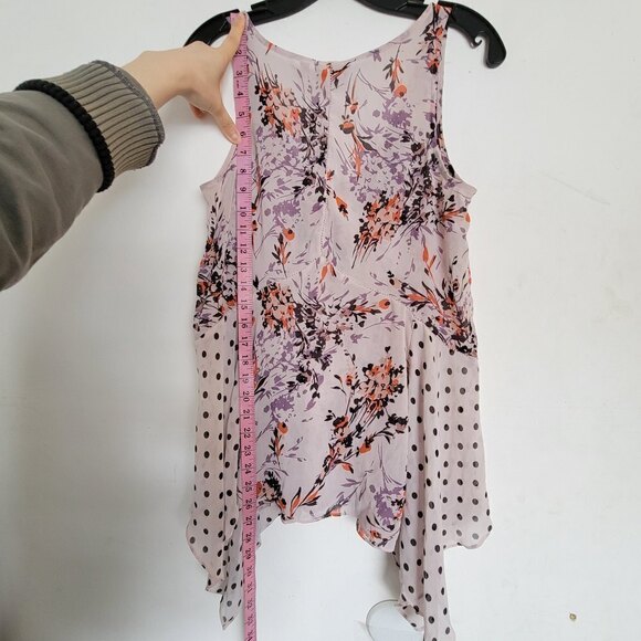 Anthropologie Vanessa Virginia Pink Floral Garden Pop Hankerchief Top Sz Medium - Picture 9 of 14
